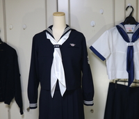 日本女子大学附属中学校●ＪＷＵ新品指定スカーフのみ●ホワイト色純正品です♪